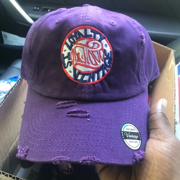 My new clothing brand “loyalty is vintage” - Picture 5 of 6